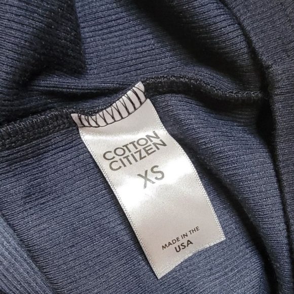 NWT $125 COTTON CITIZEN Verona Crop U Neck In Navy Cast Stretchy XS - Picture 4 of 5